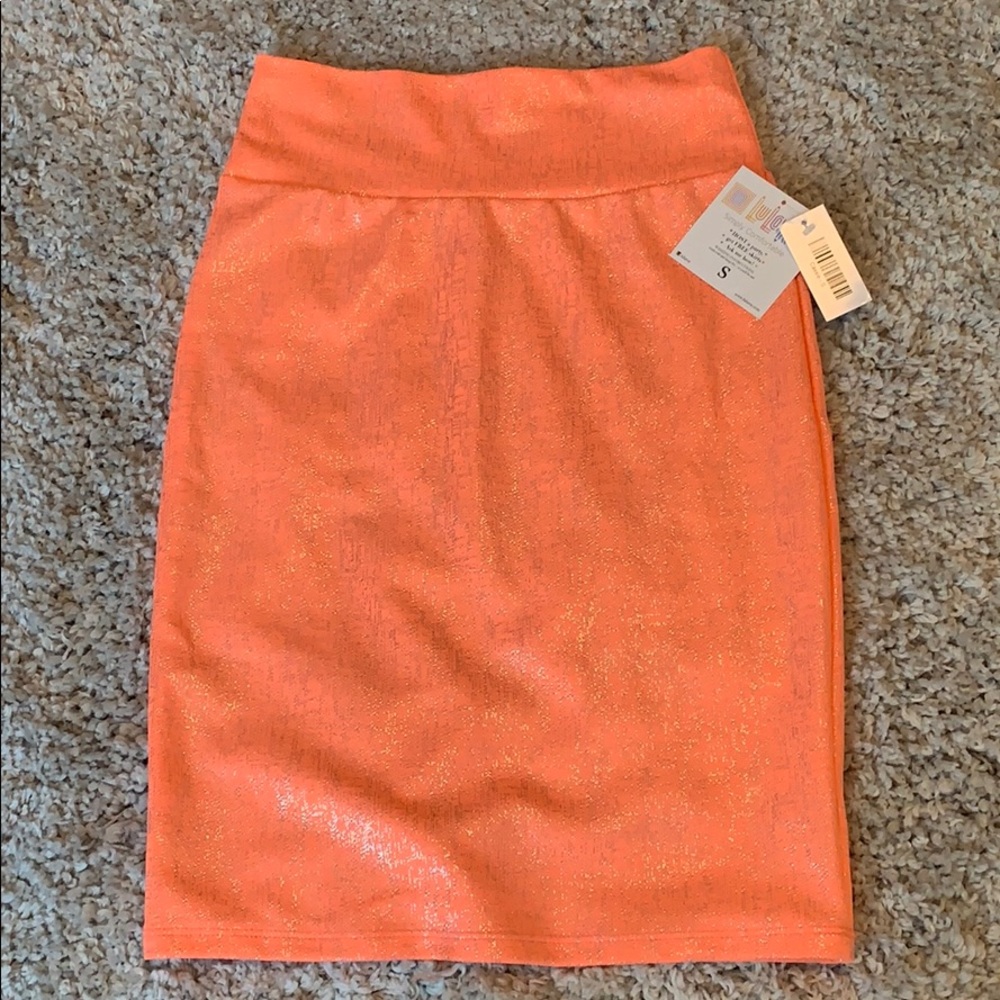 NWT Small LuLaRoe Cassie!